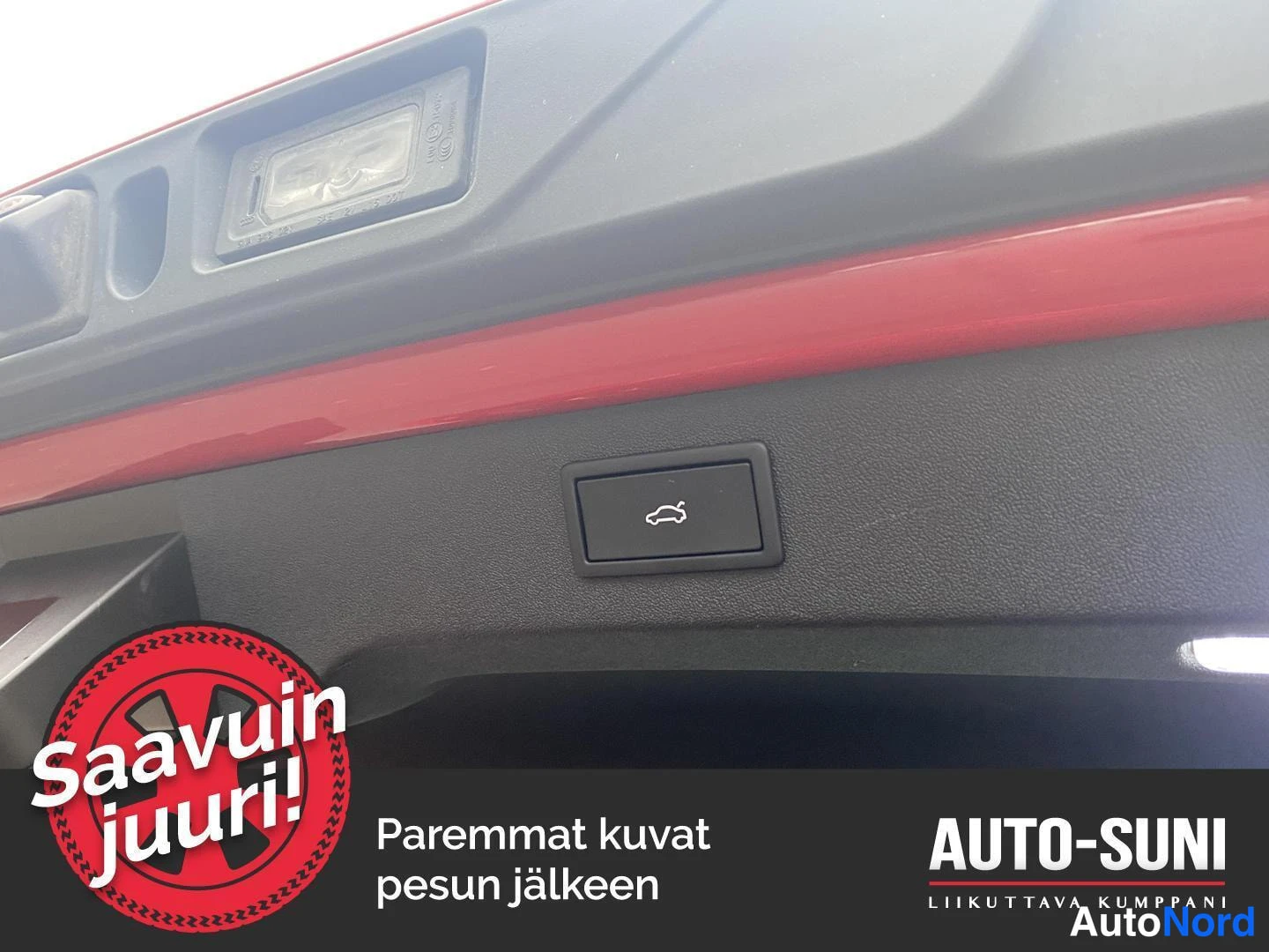 Punainen Skoda Enyaq 2026, yksityiskohta, kuva 16