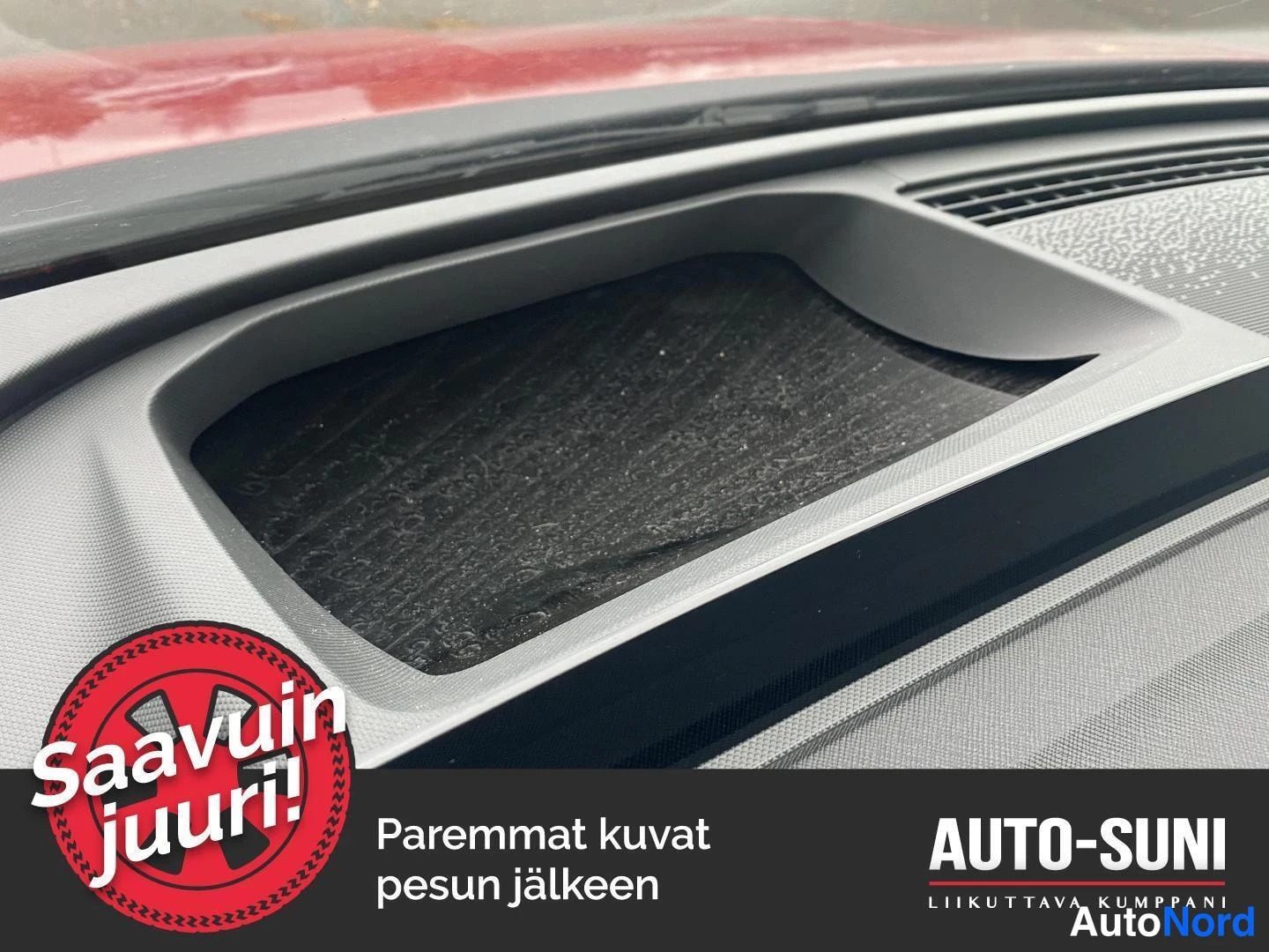 Punainen Skoda Enyaq 2026, yksityiskohta, kuva 19