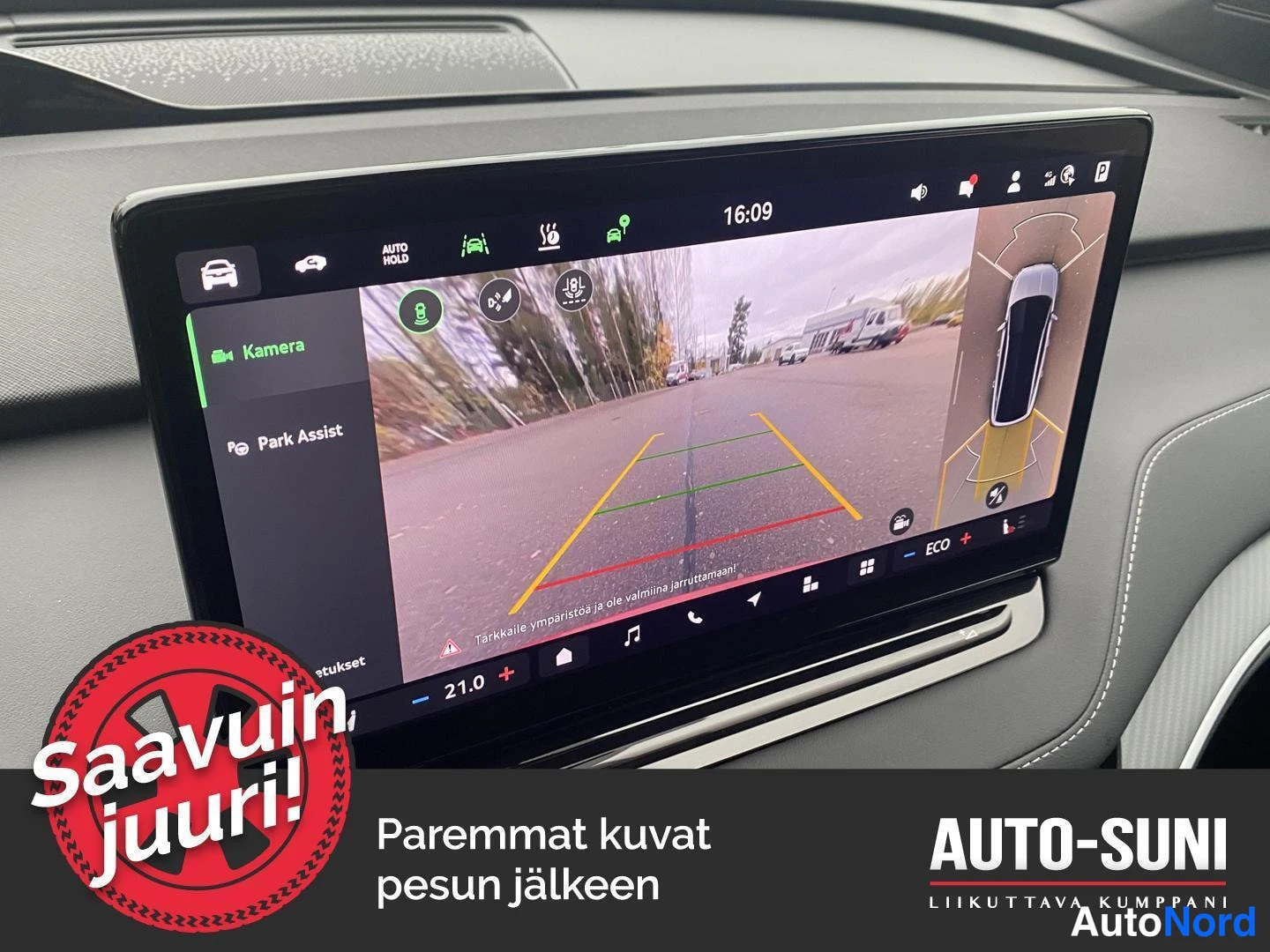 Punainen Skoda Enyaq 2026, yksityiskohta, kuva 25
