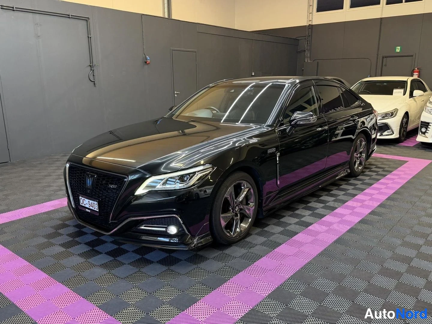 Toyota Crown RS ADVANCE 359 hp 2018