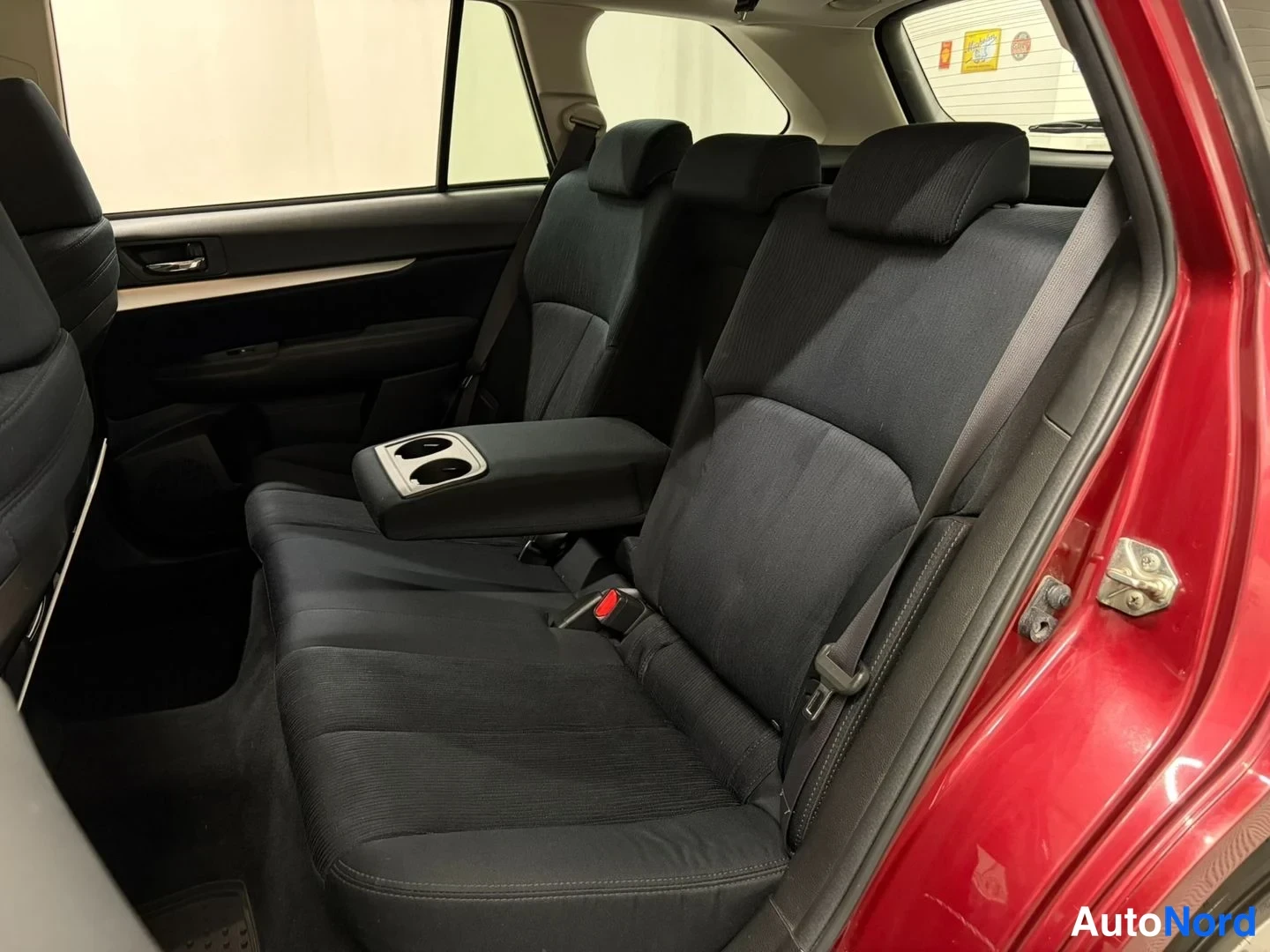 Red Subaru Outback 2013, rear seats, photo 15