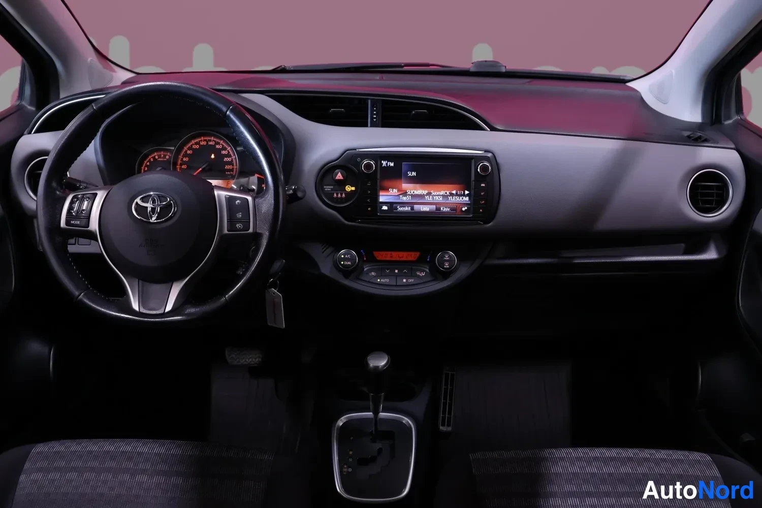 Black Toyota Yaris 2016, cockpit, photo 7