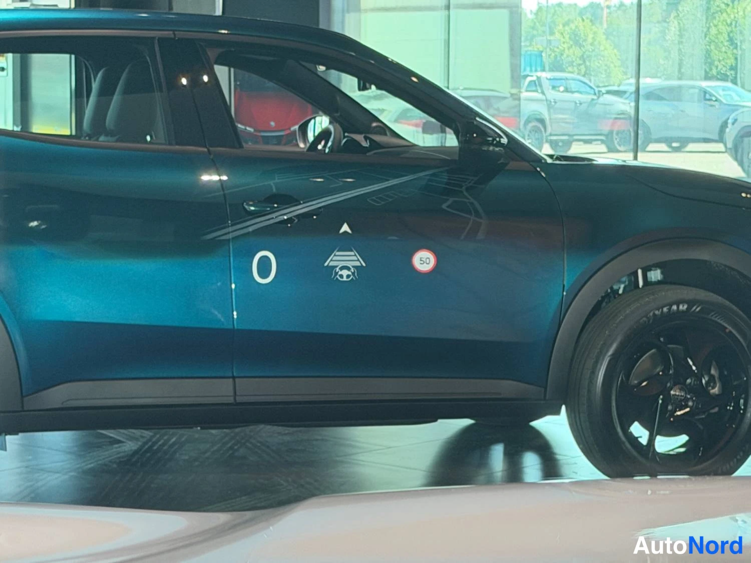 Valkoinen Citroen C5 aircross 2026, yksityiskohta, kuva 19