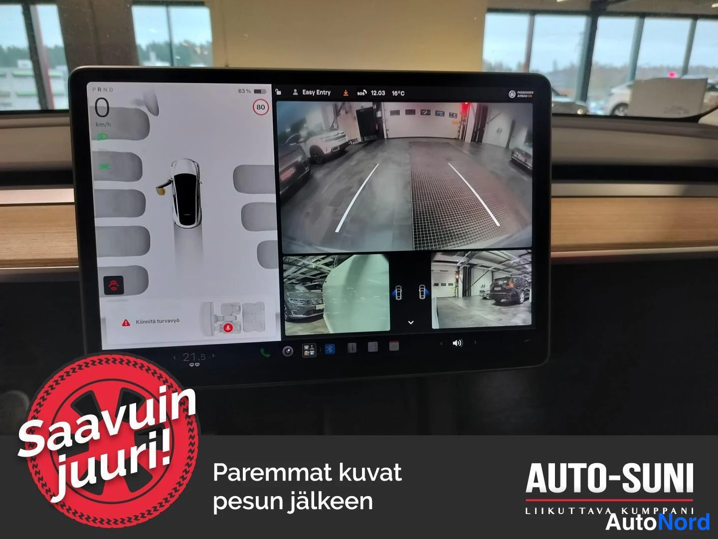 Valkoinen Tesla Model Y 2023, yksityiskohta, kuva 12