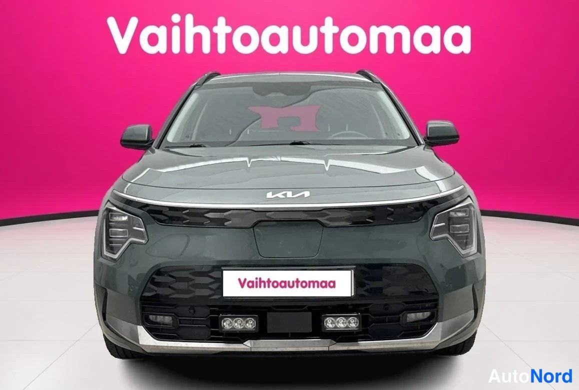 Vihreä Kia Niro 2023, edestä, kuva 2