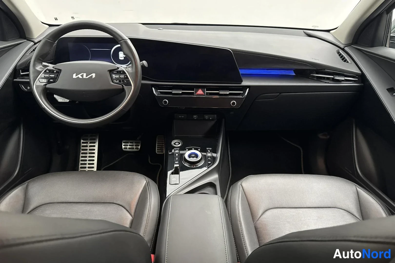 Vihreä Kia Niro 2023, ohjaamo, kuva 6