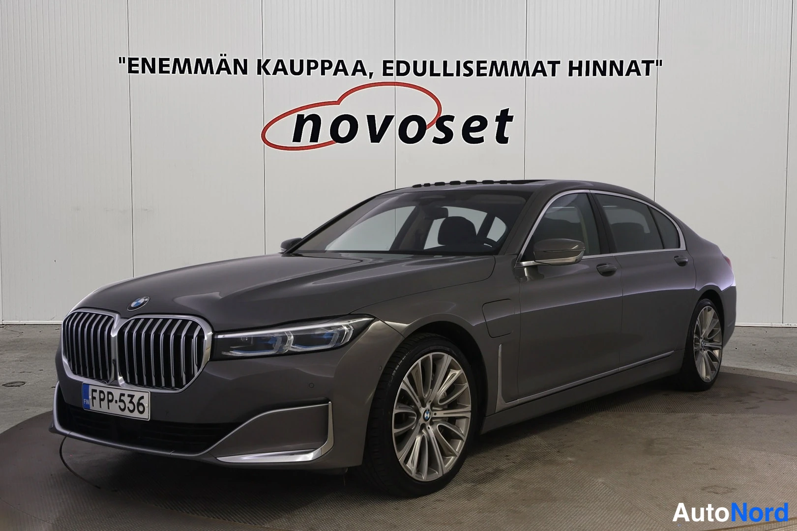 BMW 745e xDrive 2019
