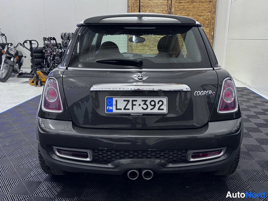 Harmaa Mini Cooper S 2011, takaa, kuva 6