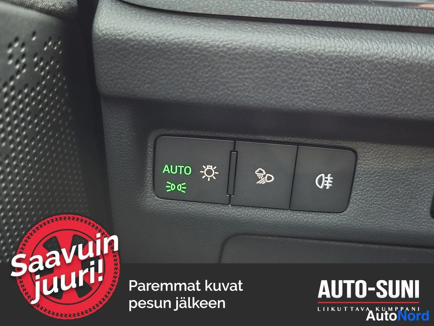 Harmaa Skoda Enyaq 2024, yksityiskohta, kuva 13