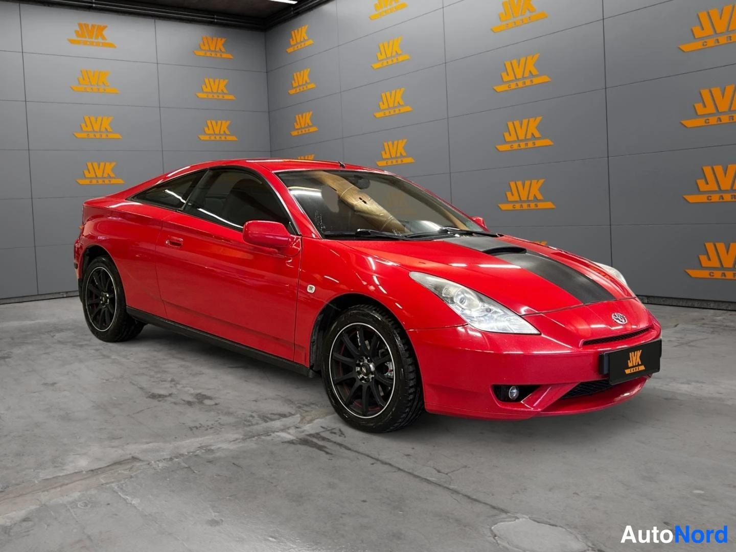 Punainen Toyota Celica 2005, etuviisto, keula oikealle, kuva 2