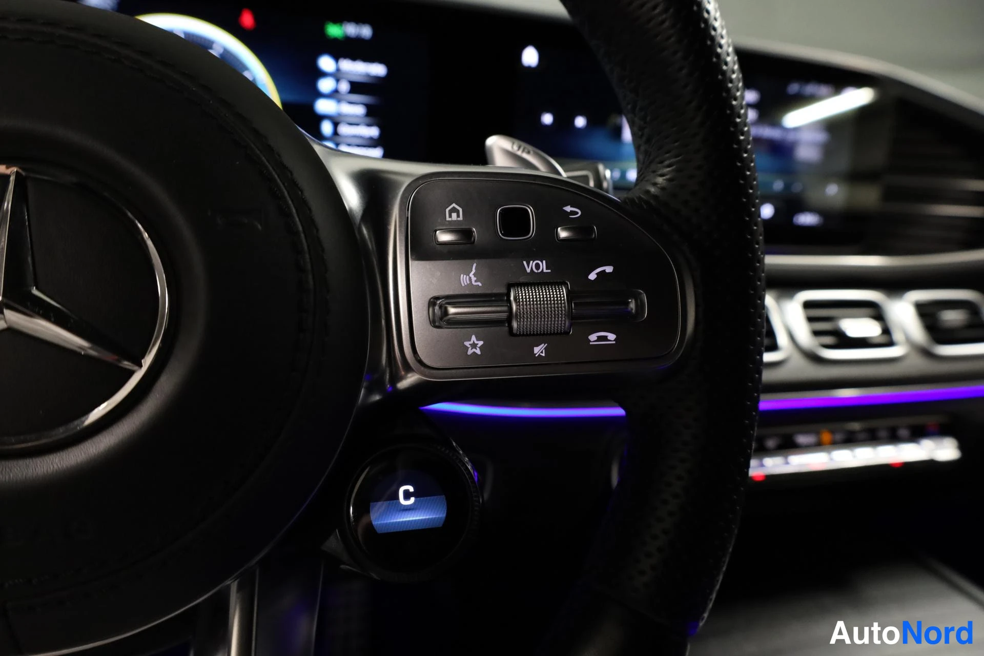 Harmaa Mercedes-Benz GLS 2022, yksityiskohta, kuva 23