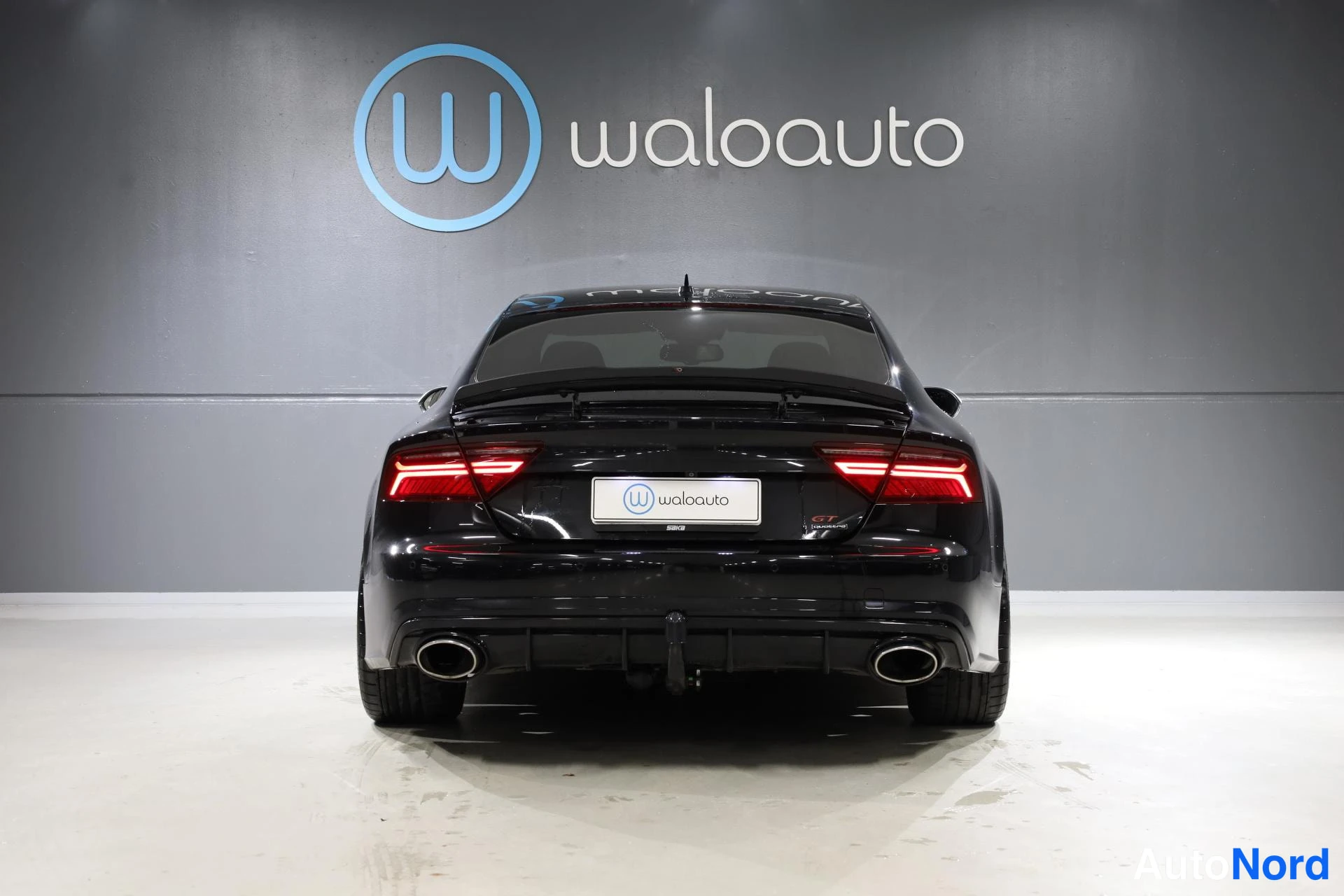 Musta Audi A7 2016, takaa, kuva 8
