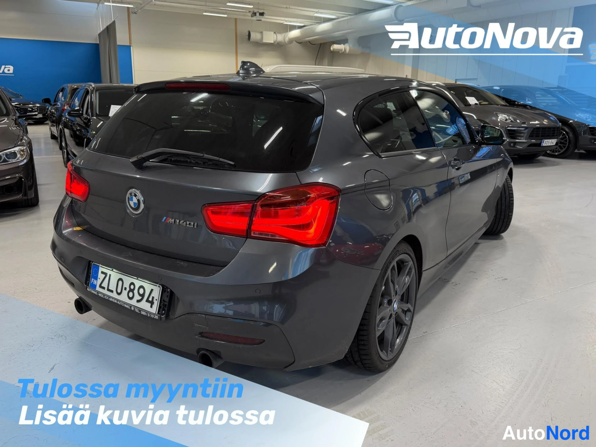 Harmaa BMW M140i 2017, takaviisto, kuva 2