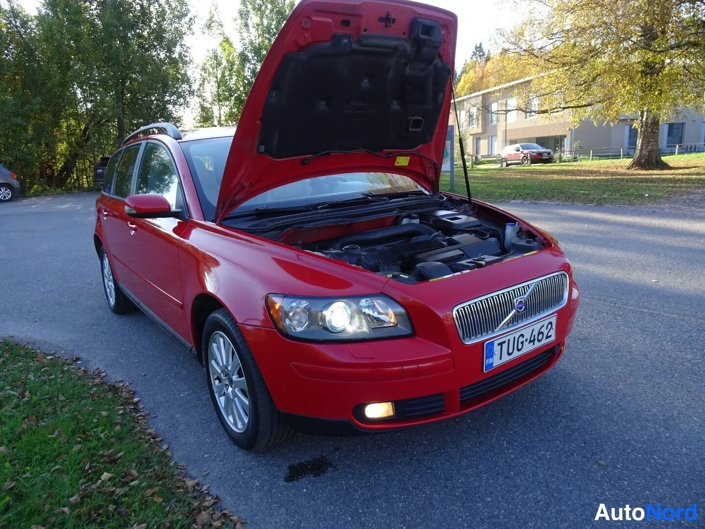 Red Volvo V50 2005, engine bay, photo 24