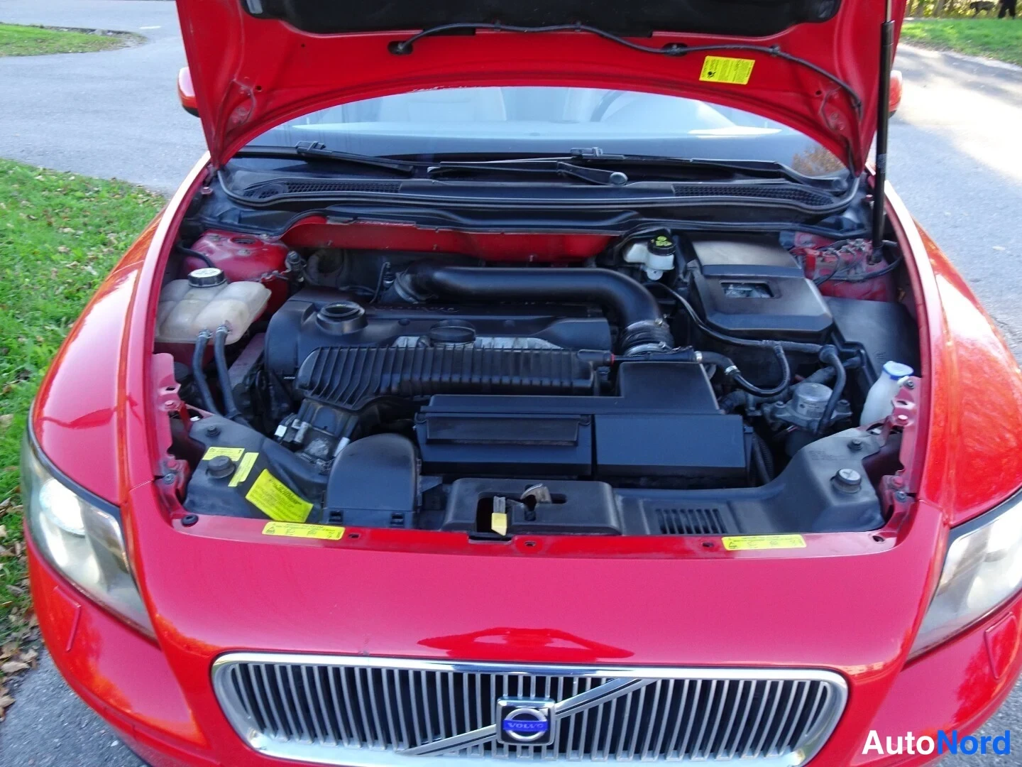 Red Volvo V50 2005, engine bay, photo 25