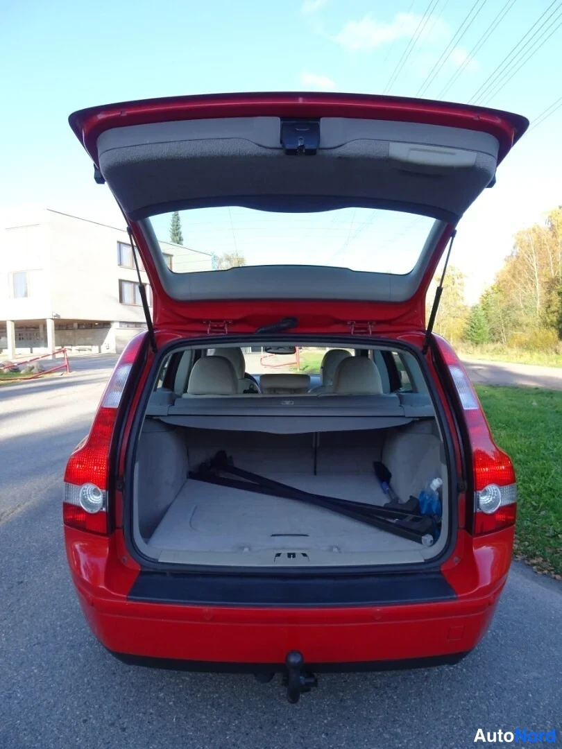 Red Volvo V50 2005, boot, photo 22