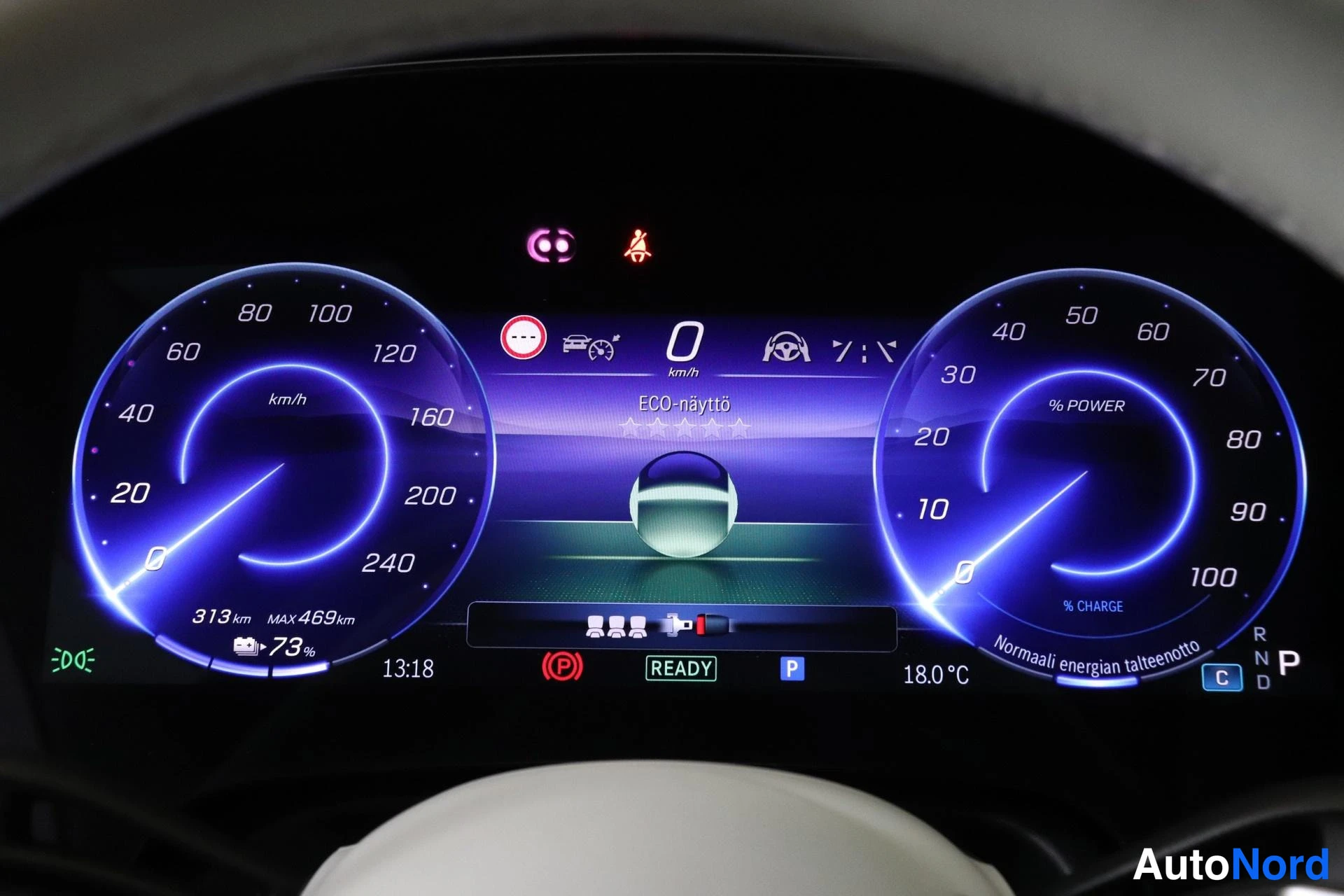 Harmaa Mercedes-Benz EQS 2022, yksityiskohta, kuva 14