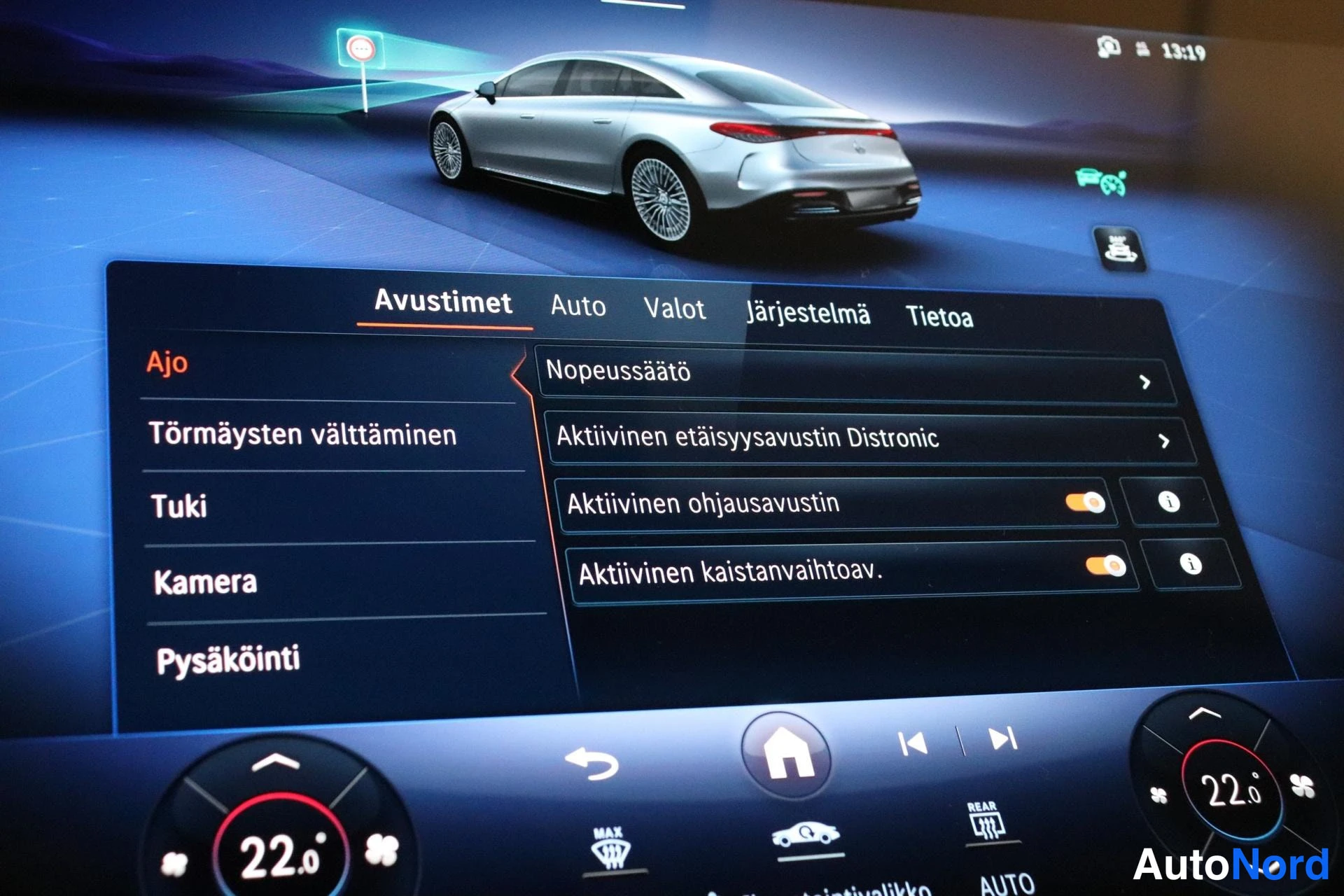 Harmaa Mercedes-Benz EQS 2022, yksityiskohta, kuva 28
