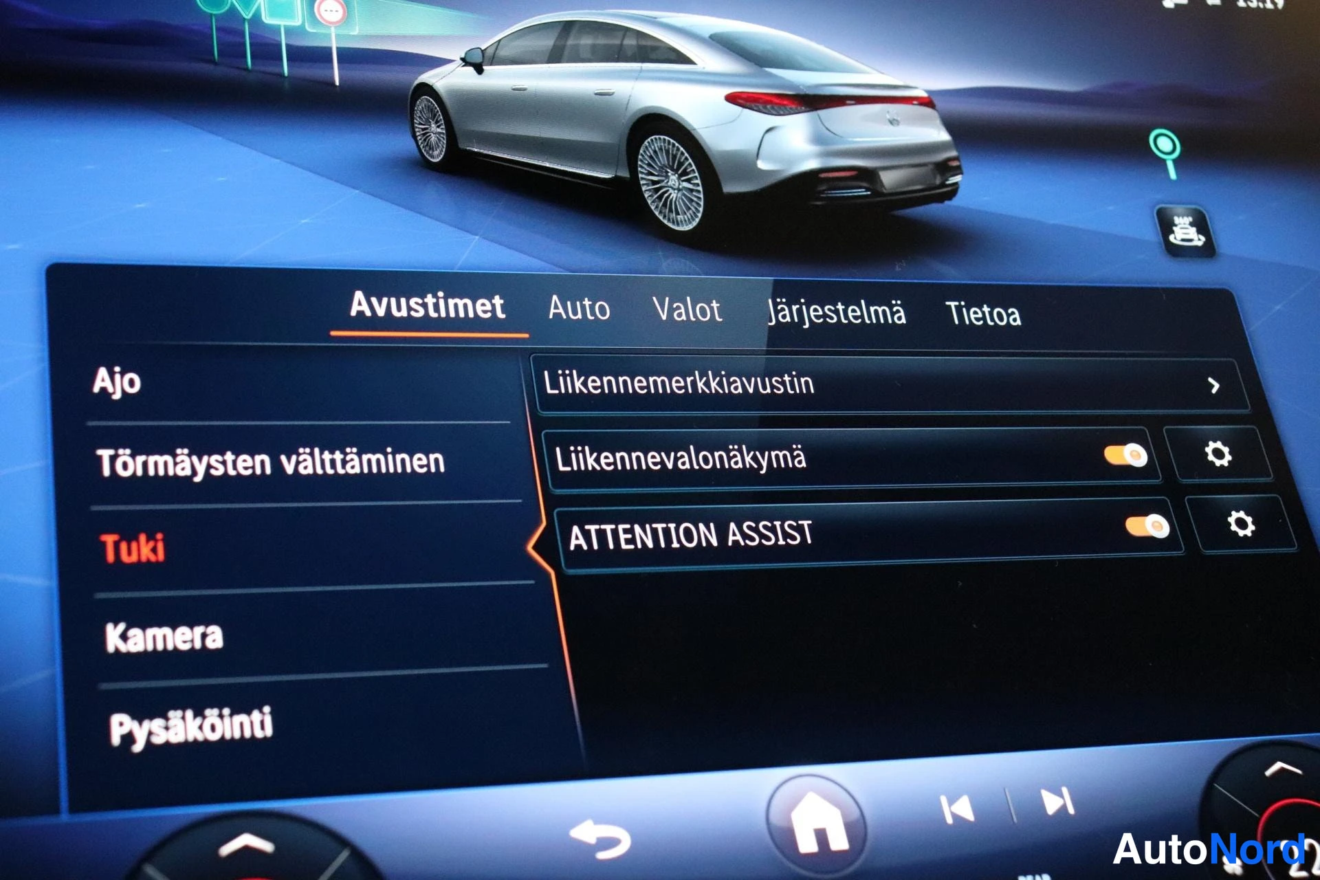 Harmaa Mercedes-Benz EQS 2022, yksityiskohta, kuva 24
