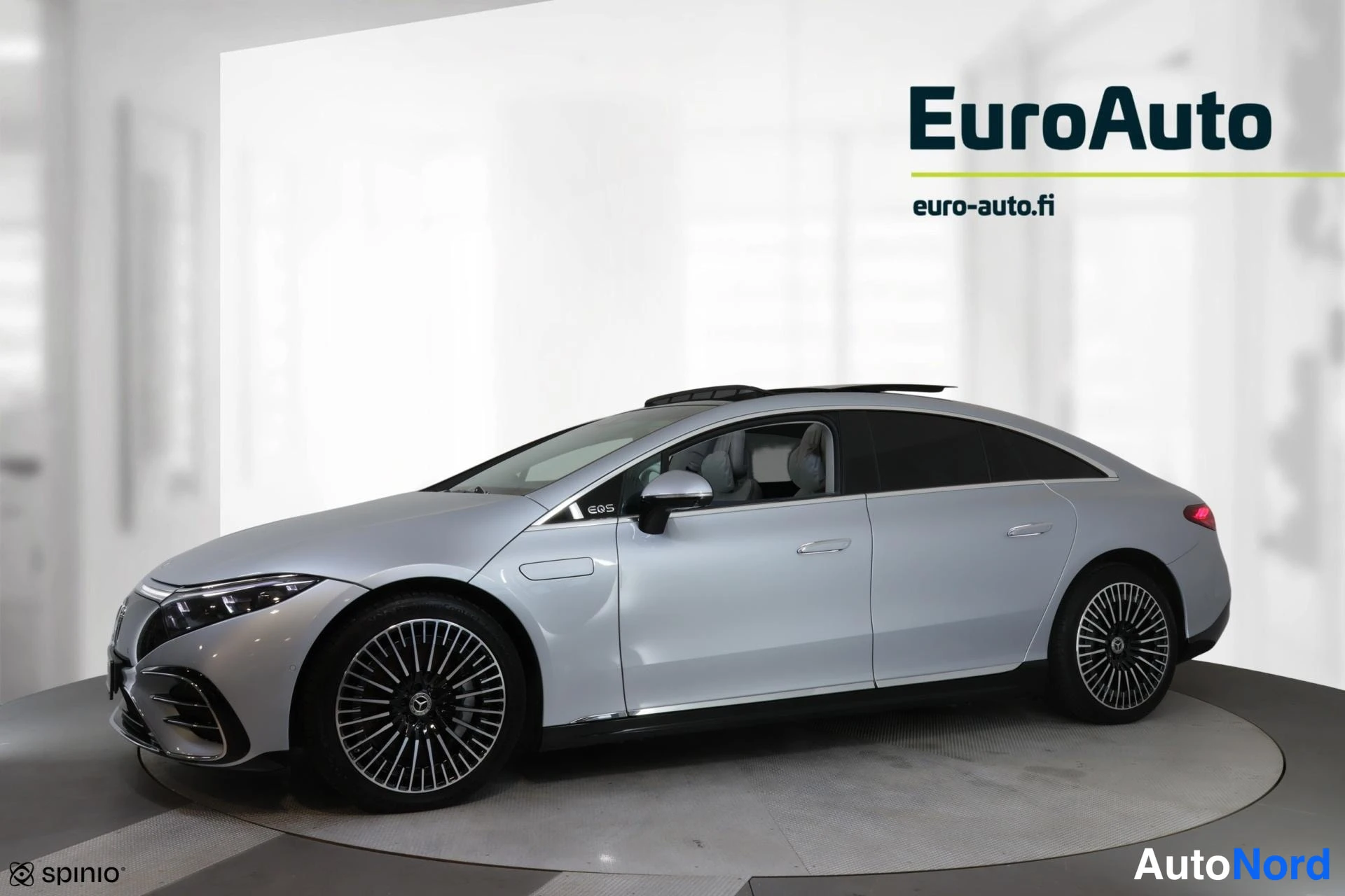 Harmaa Mercedes-Benz EQS 2022, etuviisto, keula vasemmalle, kuva 3