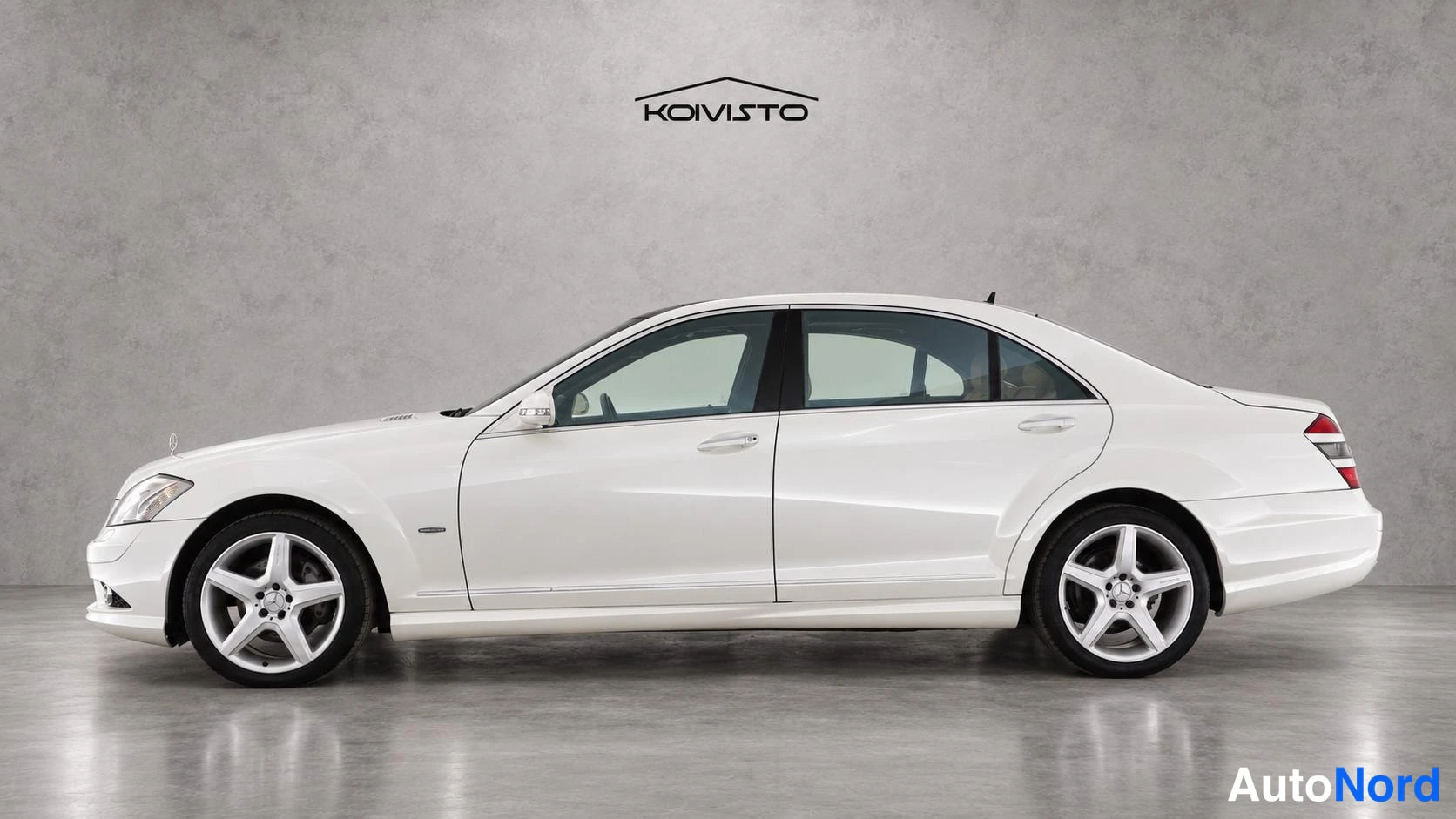 White Mercedes-Benz S 350 2007, side, photo 4