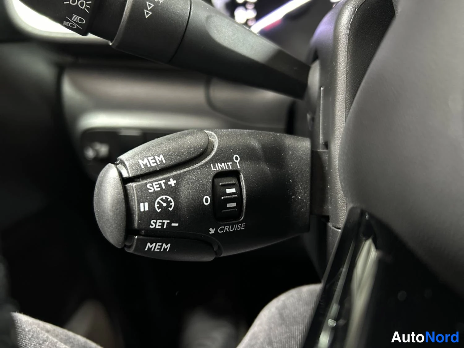 White Citroen C3 2021, detail, photo 17
