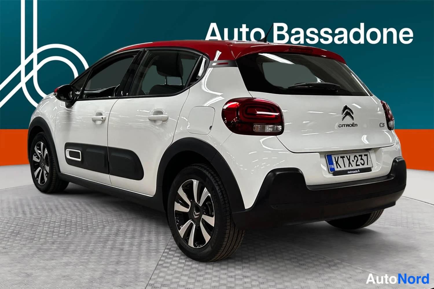 White Citroen C3 2021, rear three-quarter, photo 7
