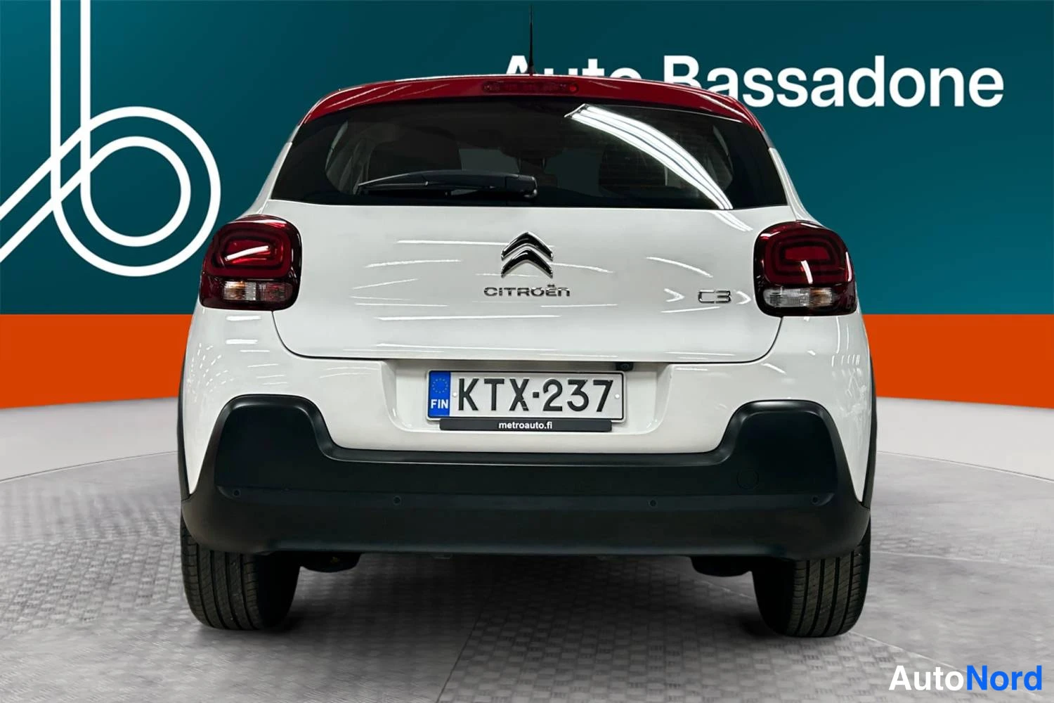 White Citroen C3 2021, rear, photo 9