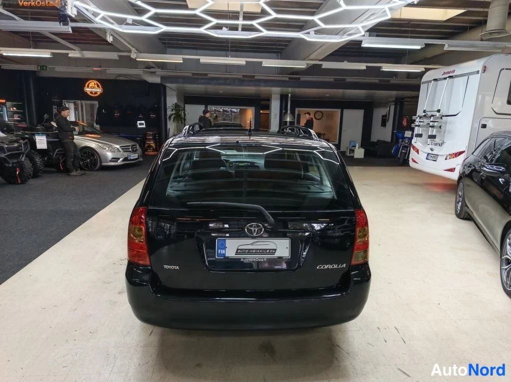 Black Toyota Corolla 2006, rear, photo 9