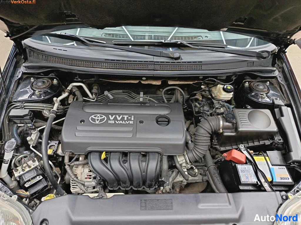 Black Toyota Corolla 2006, engine bay, photo 17