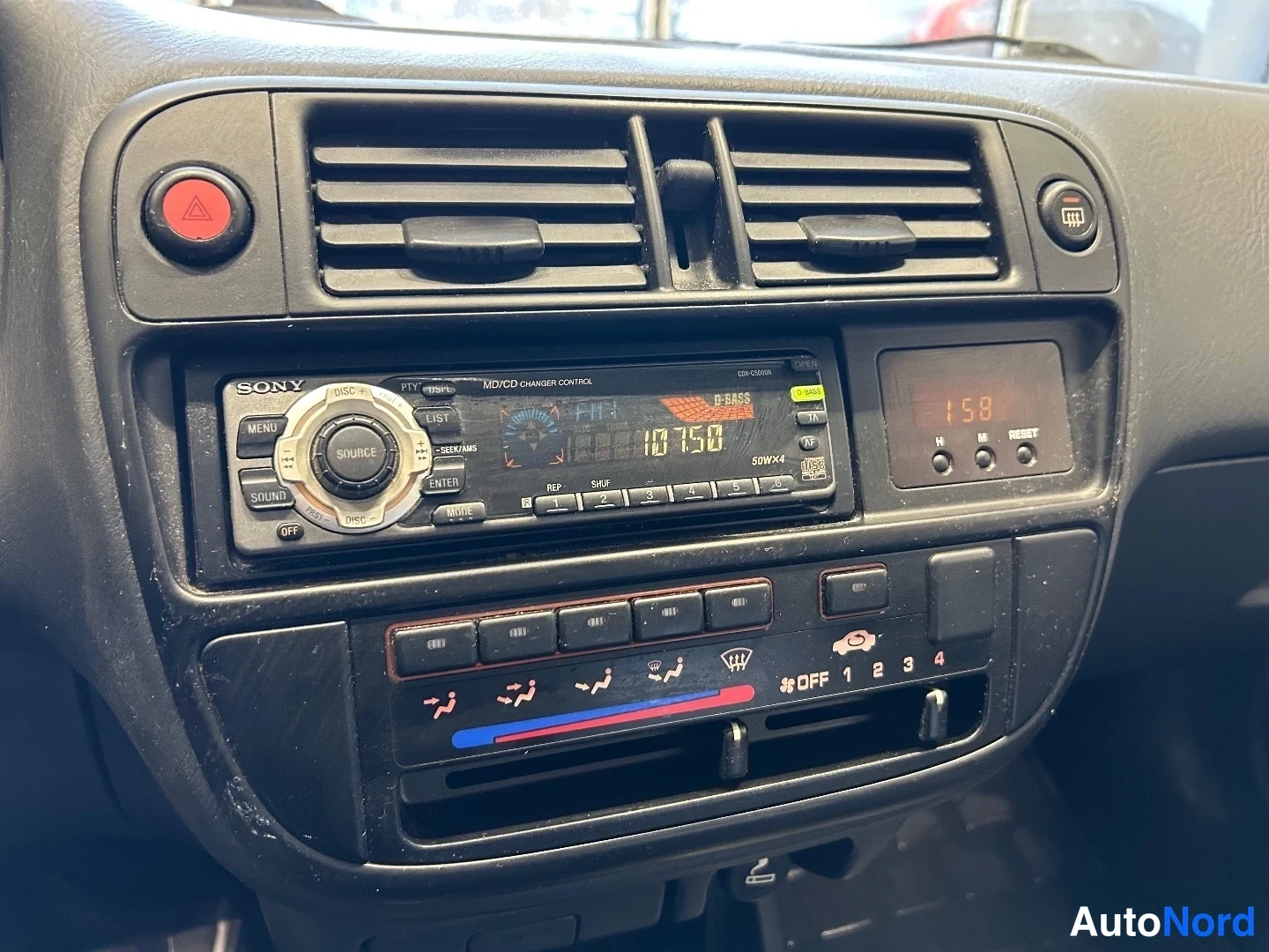 Beige Honda Civic 2000, yksityiskohta, kuva 15