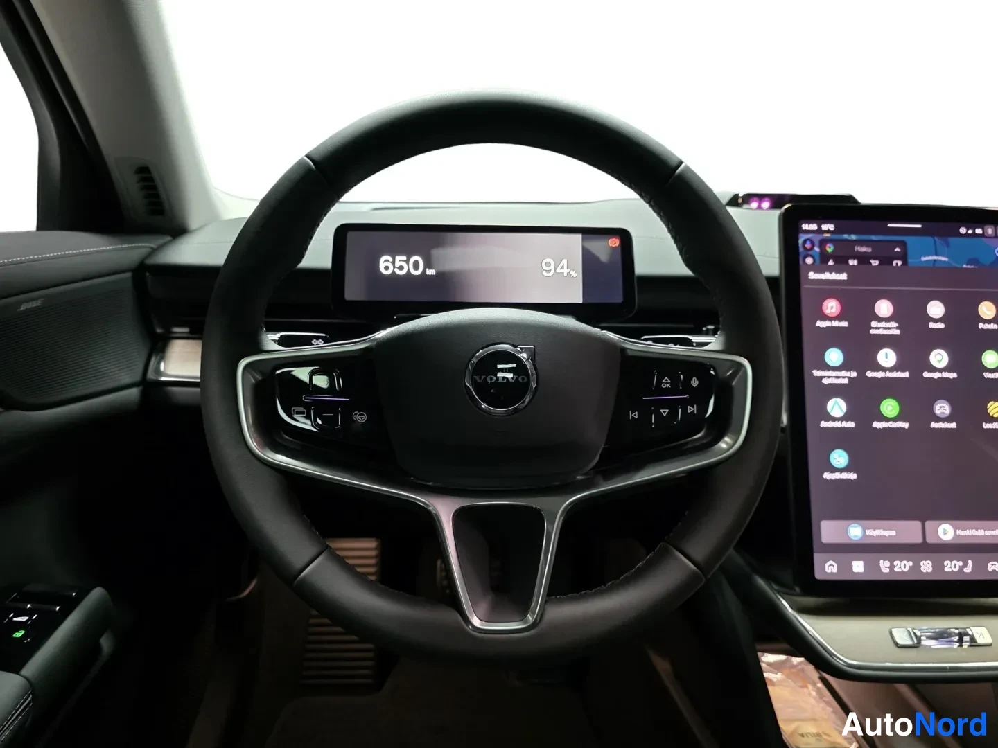 Hopea Volvo ES90 2026, ohjaamo, kuva 9