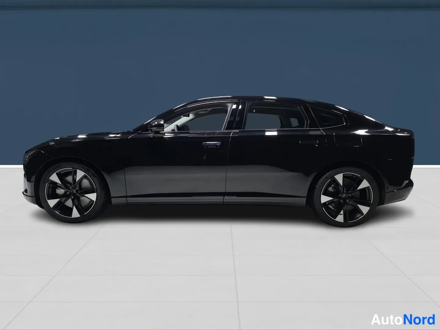 Musta Volvo ES90 2026, sivulta, kuva 5