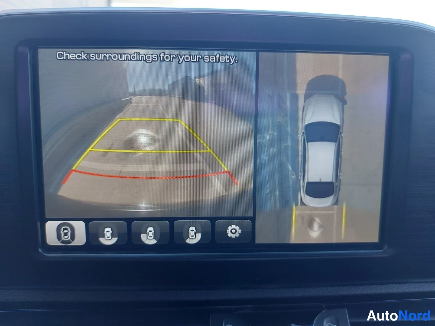 Musta Hyundai Grandeur 2017, yksityiskohta, kuva 25