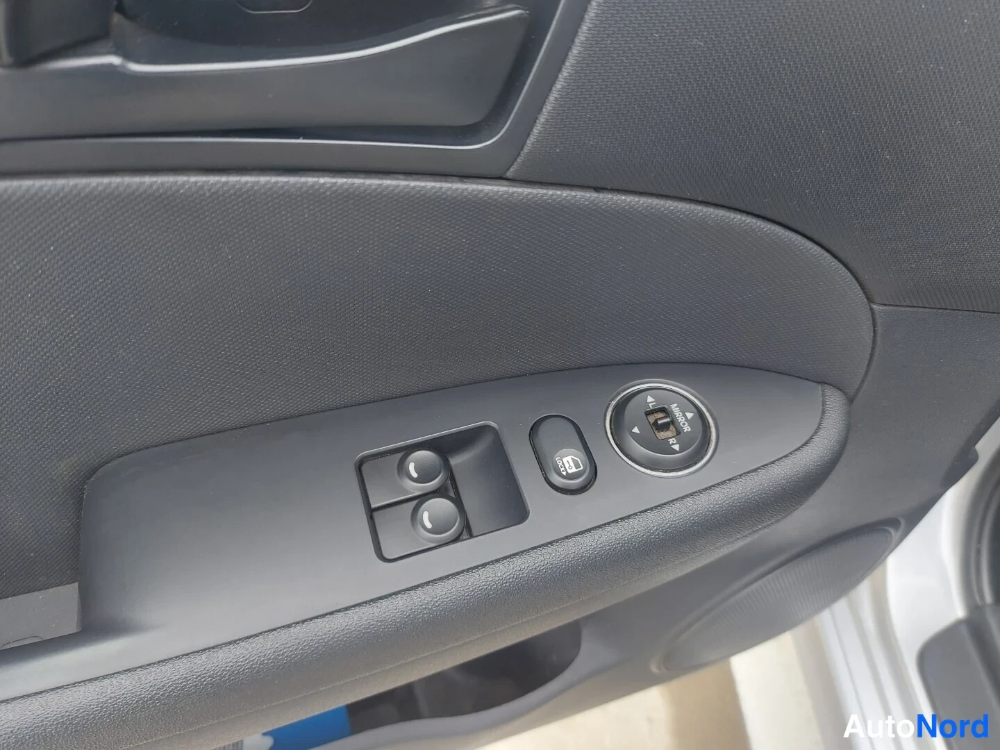 Harmaa Hyundai i30 2012, yksityiskohta, kuva 17