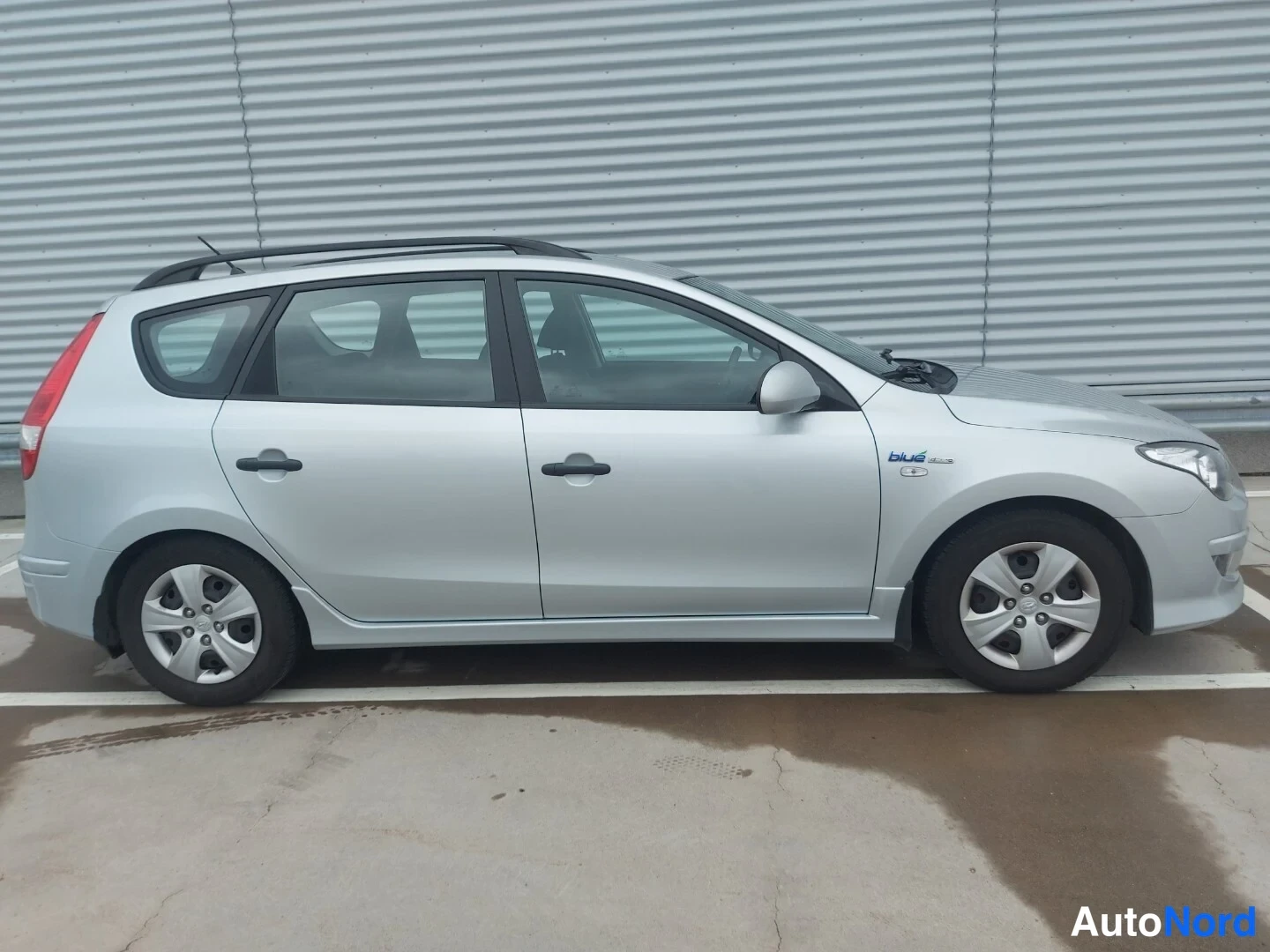 Harmaa Hyundai i30 2012, sivulta, kuva 6