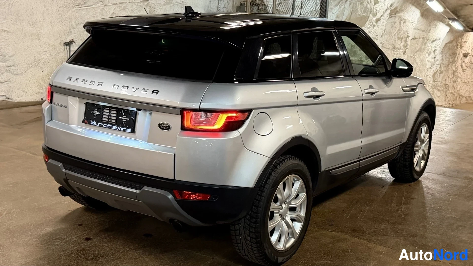 Hopea Land Rover Range Rover Evoque 2016, takaviisto, kuva 10