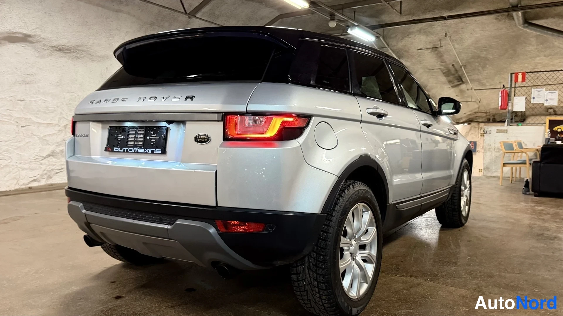 Hopea Land Rover Range Rover Evoque 2016, takaviisto, kuva 11