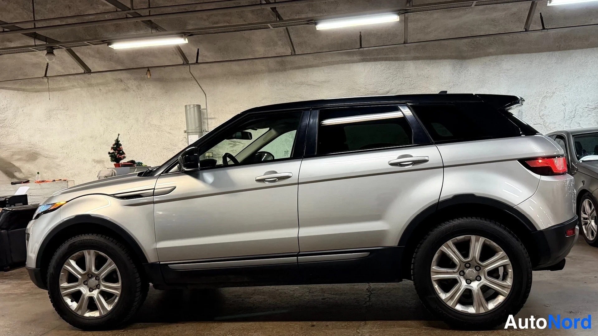 Hopea Land Rover Range Rover Evoque 2016, etuviisto, keula vasemmalle, kuva 3
