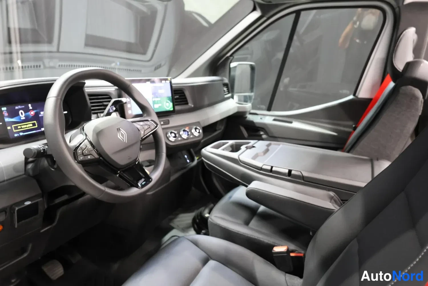 White Renault Master 2026, cockpit, photo 15