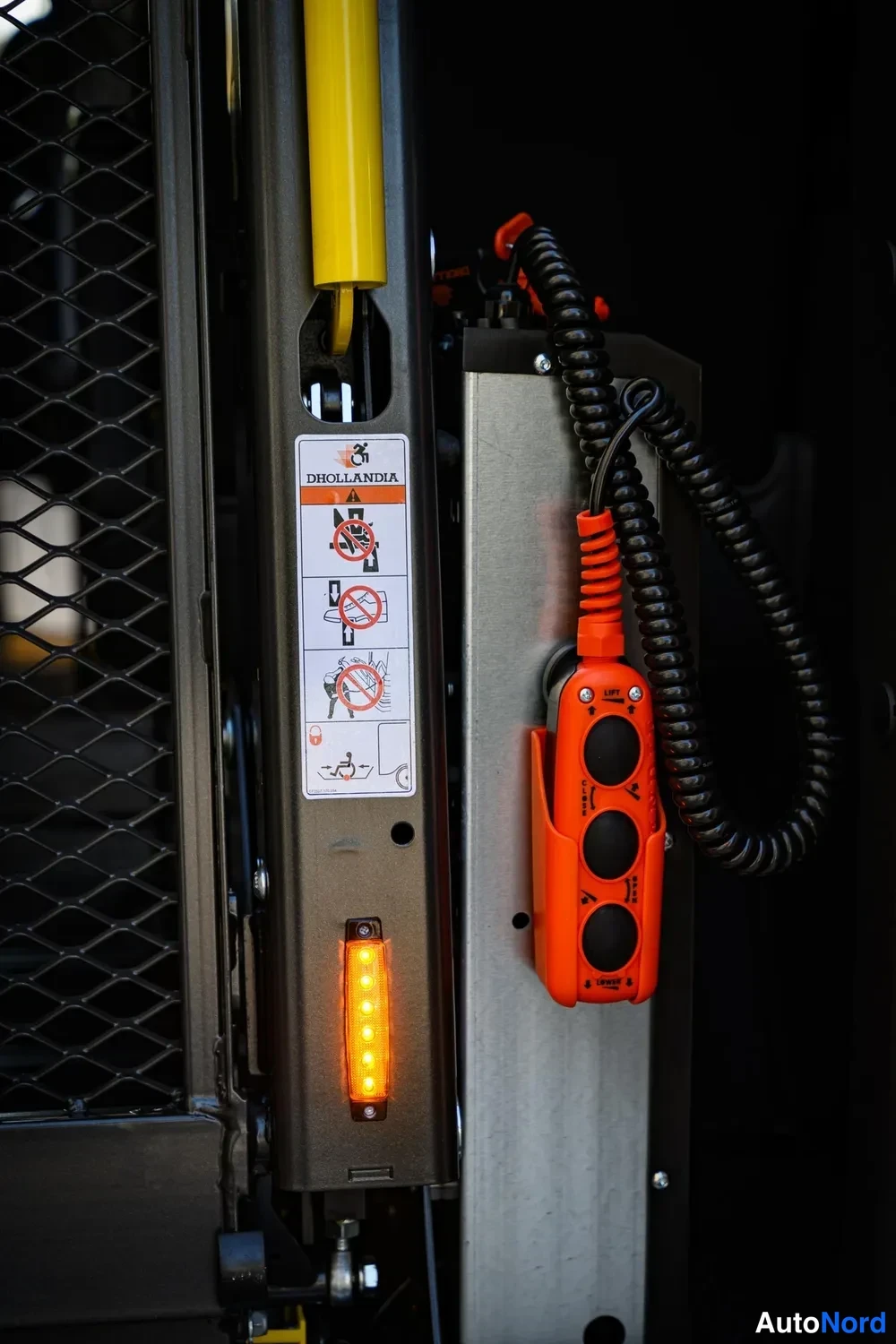 White Mercedes-Benz Sprinter 2026, detail, photo 5