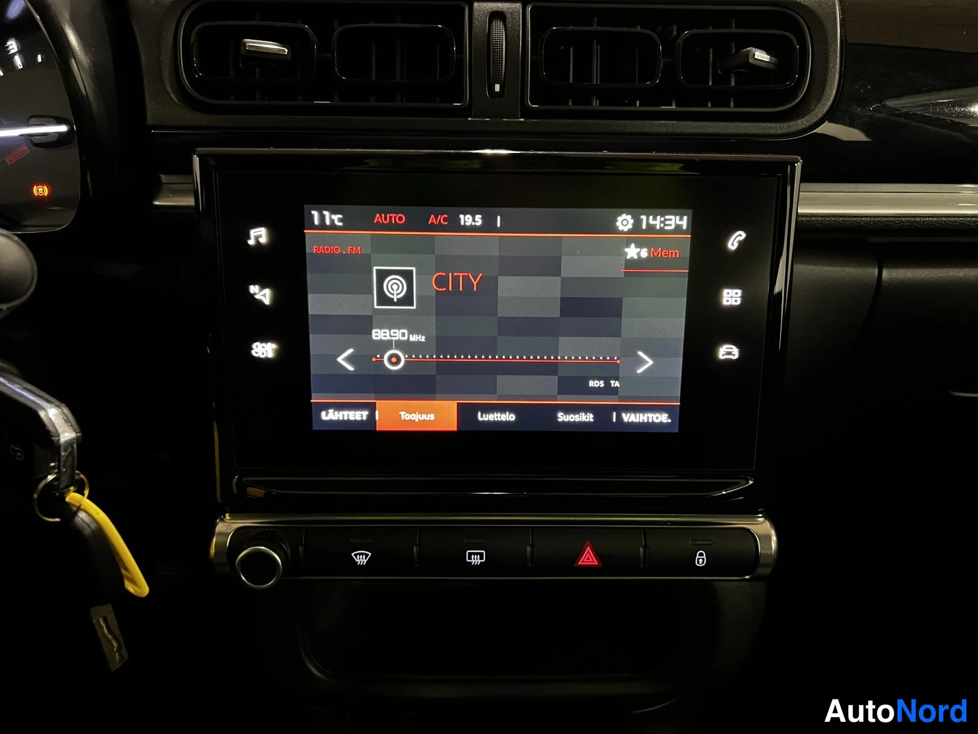 Punainen Citroen C3 2019, yksityiskohta, kuva 15