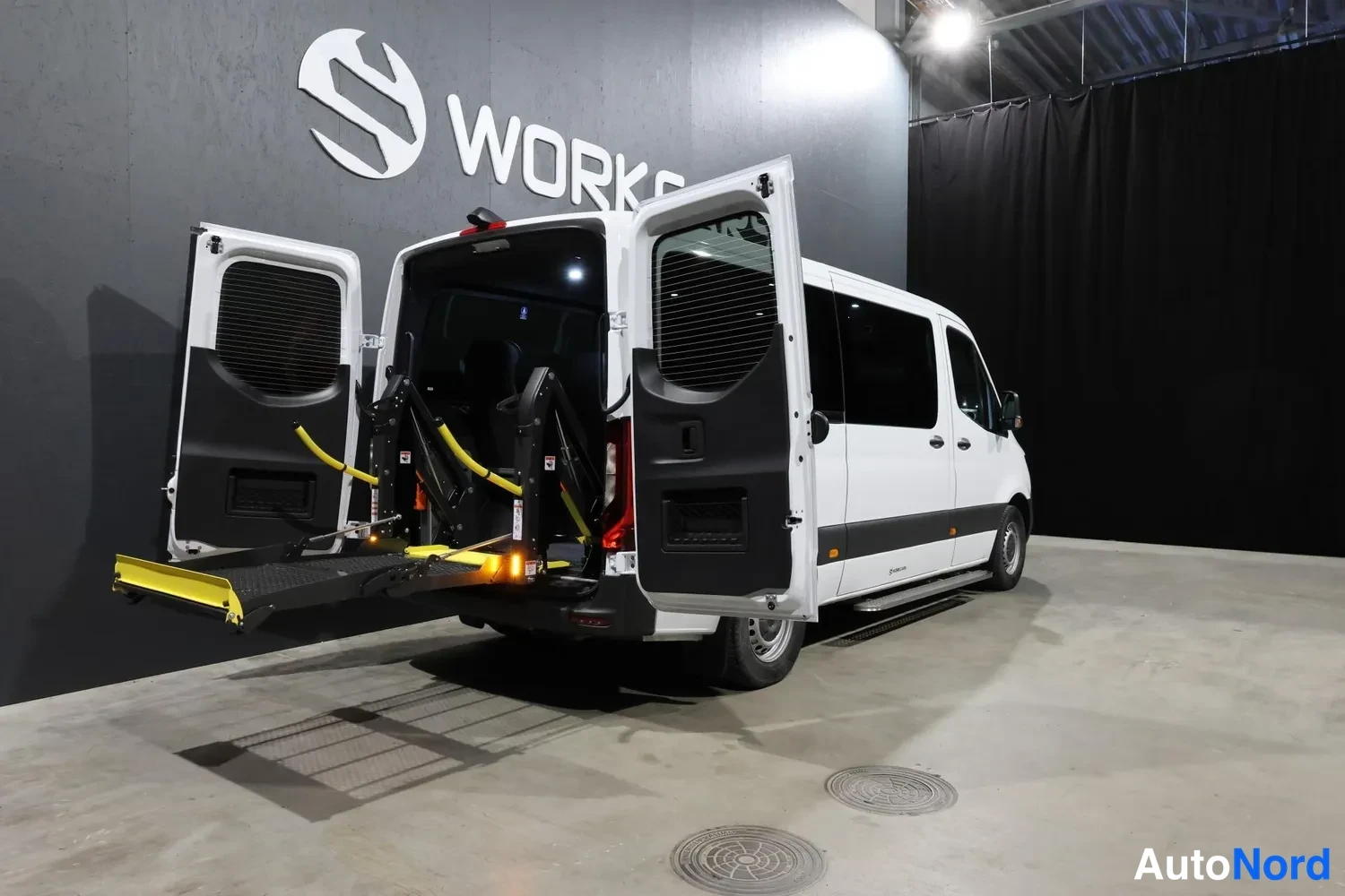 White Mercedes-Benz Sprinter 2026, rear three-quarter, photo 7