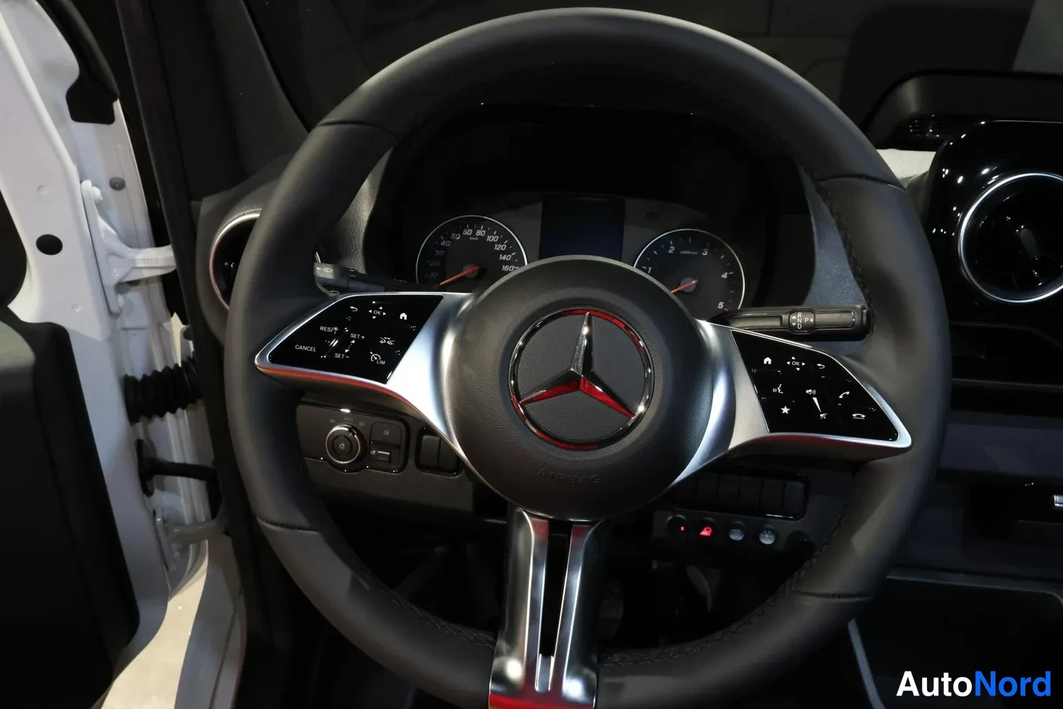 White Mercedes-Benz Sprinter 2026, detail, photo 17