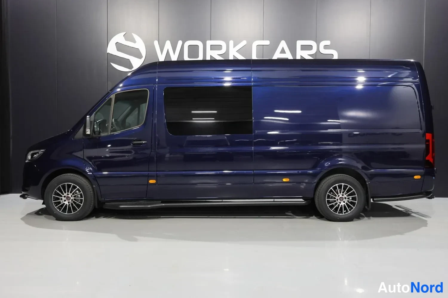 Blue Mercedes-Benz Sprinter 2026, side, photo 4