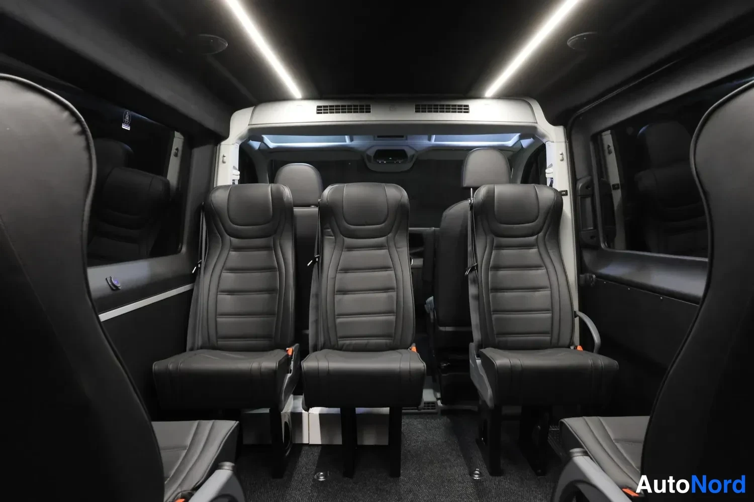 Black MAN TGE 2026, rear seats, photo 17