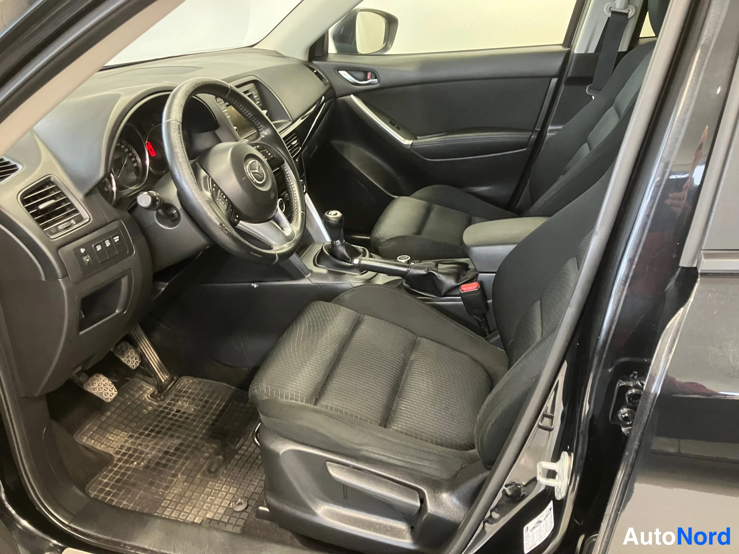 Musta Mazda CX-5 2013, kuva 14