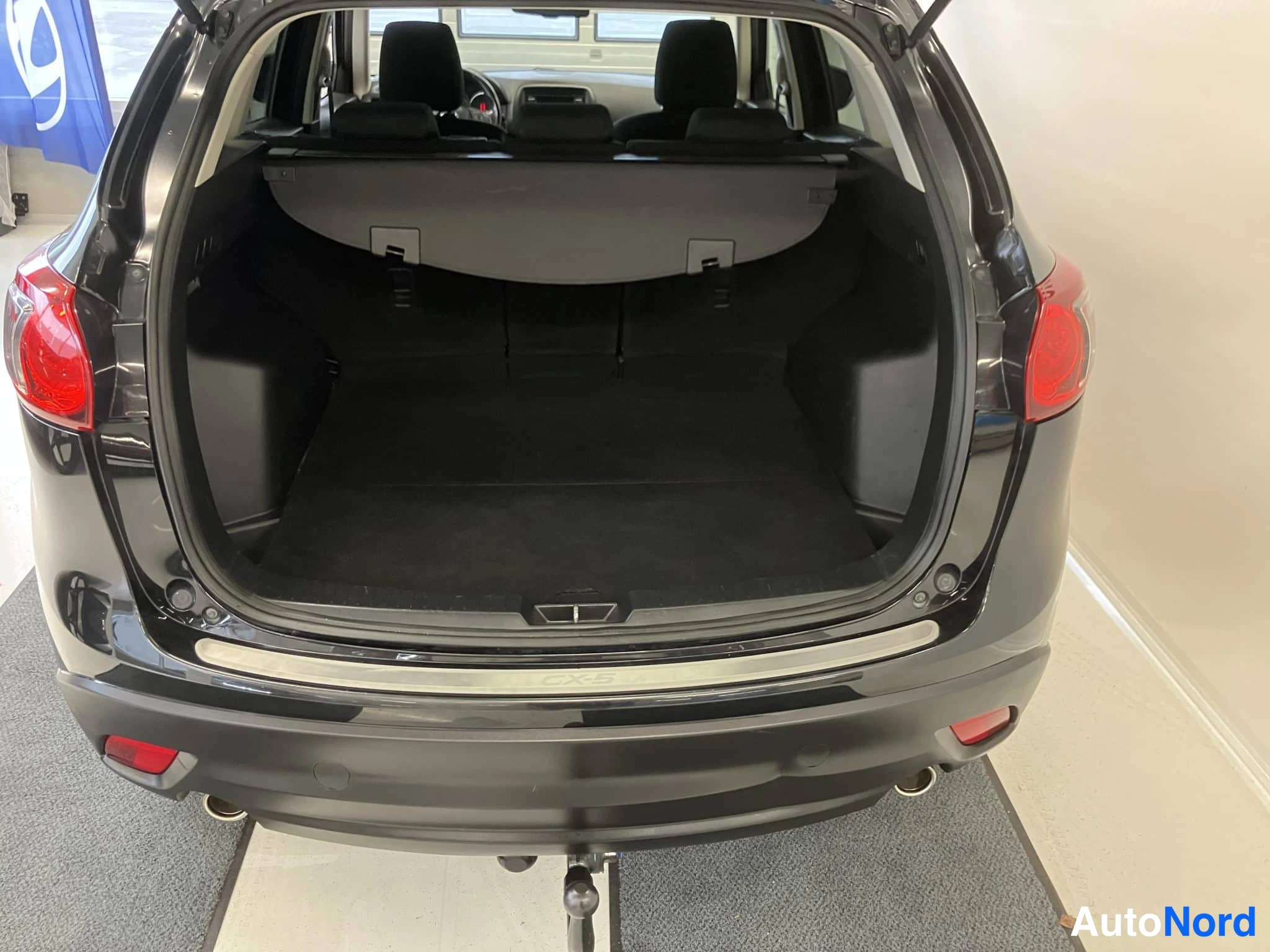 Musta Mazda CX-5 2013, kuva 21
