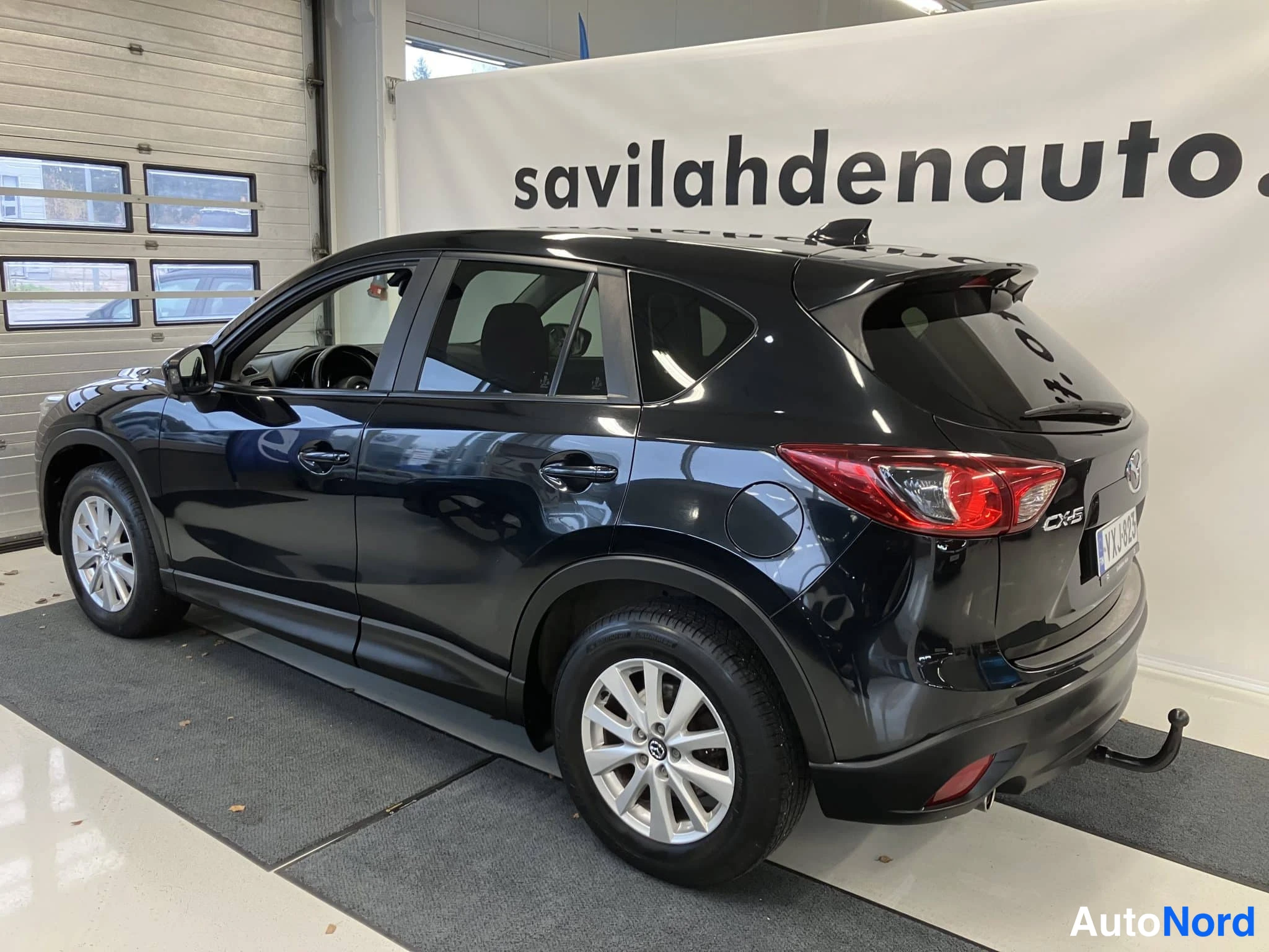 Musta Mazda CX-5 2013, kuva 4