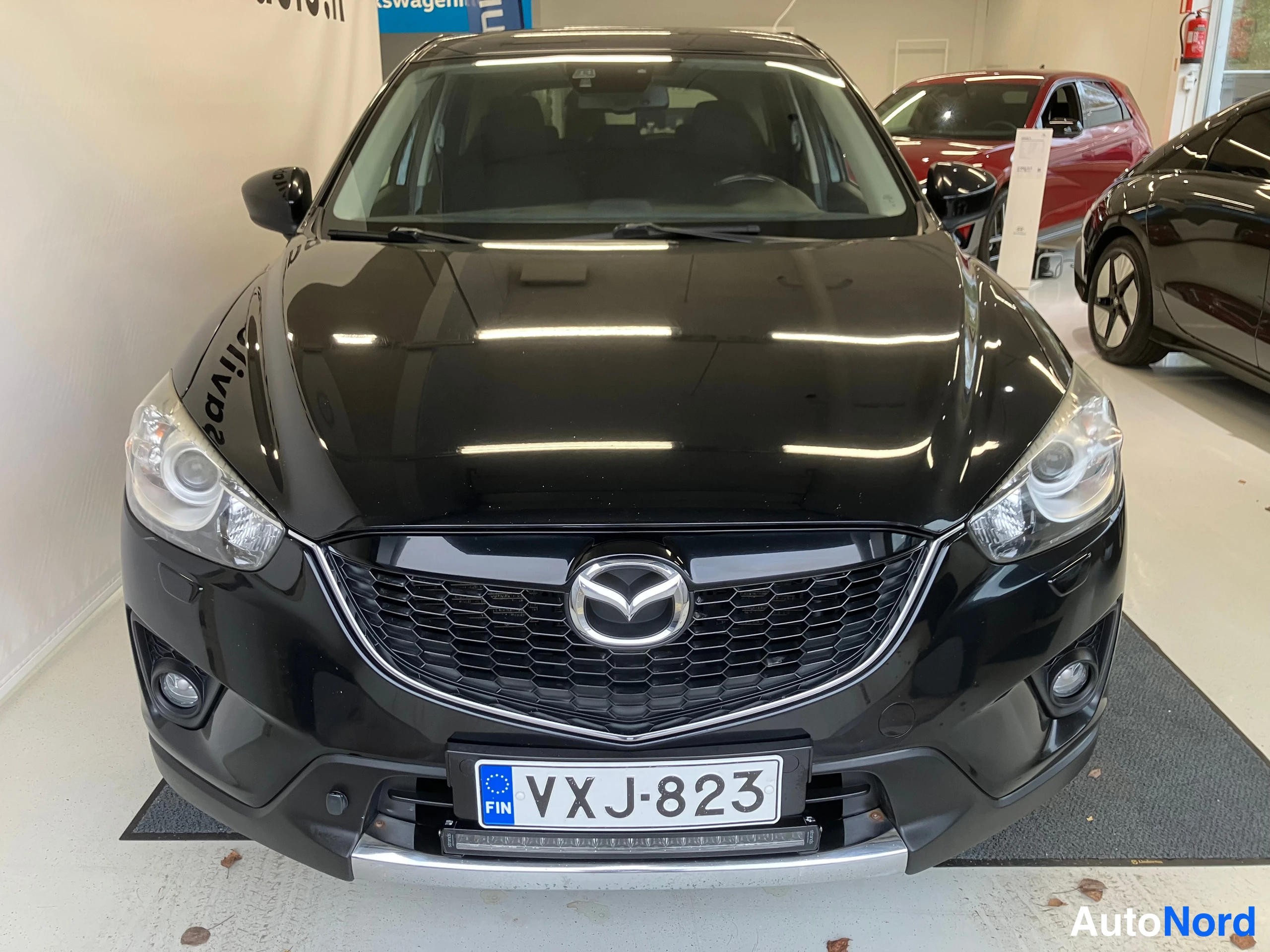 Musta Mazda CX-5 2013, kuva 5